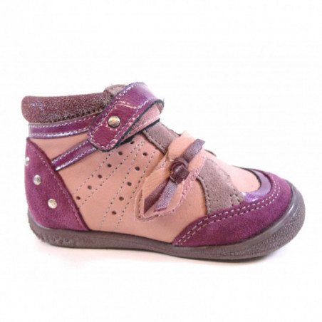 Chaussure fille babybotte rose en cuir