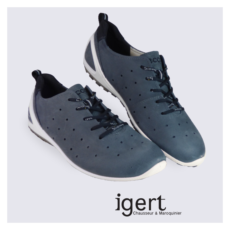 Baskets d'été pour homme Ecco en cuir perforé gris