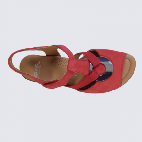 Sandales à petit talon Ara en cuir rouge confort