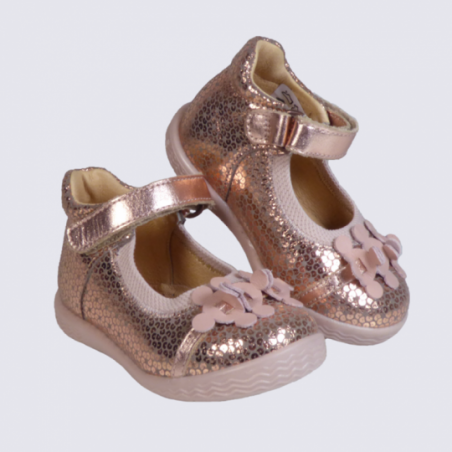 Ballerines fille Babybotte en cuir brillant rose clair