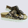 Mules Mephisto, mules compensées tendances femme en cuir noir et détails dorés Mules Mephisto, mules compensées tendances femme en cuir noir et détails dorés