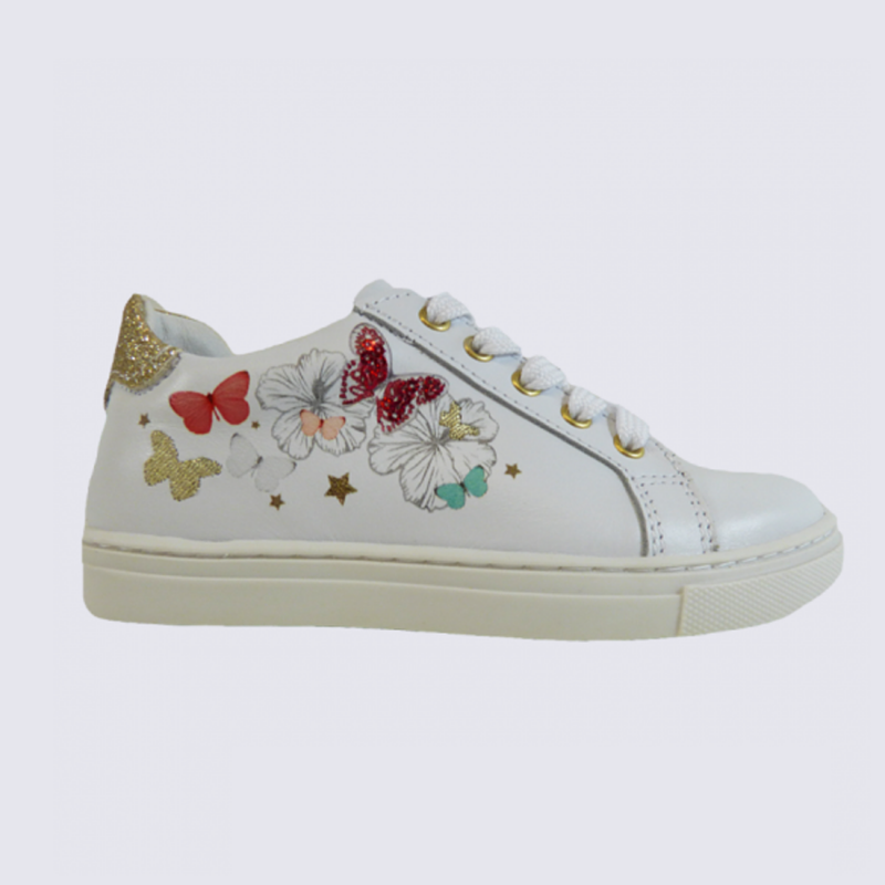 chaussure avec noeud papillon