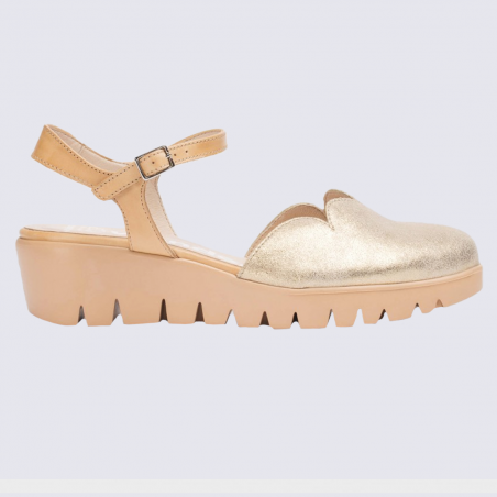 Sandales Wonders, sandales fermées tendances femme en cuir doré Sandales Wonders, sandales fermées tendances femme en cuir doré