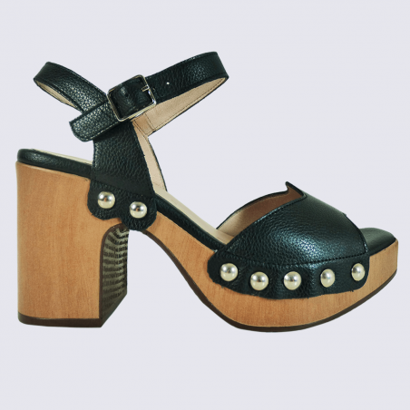Sandales Wonders, sandales cloutées tendances femme en cuir noir