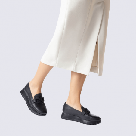 Mocassins Wonders, mocassins tendances femme en cuir noir