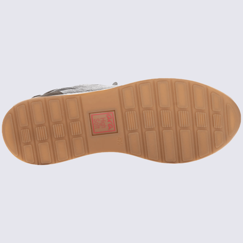 Baskets Ara, baskets easy2go confort pour femme en cuir velours New York coquille blanc