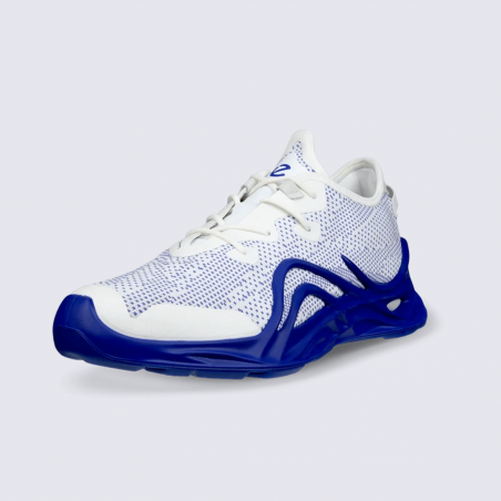 Baskets ECCO, Baskets performance sportive homme en maille blanche et semelle bleue Baskets ECCO, Baskets performance sportive homme en maille blanche et semelle bleue