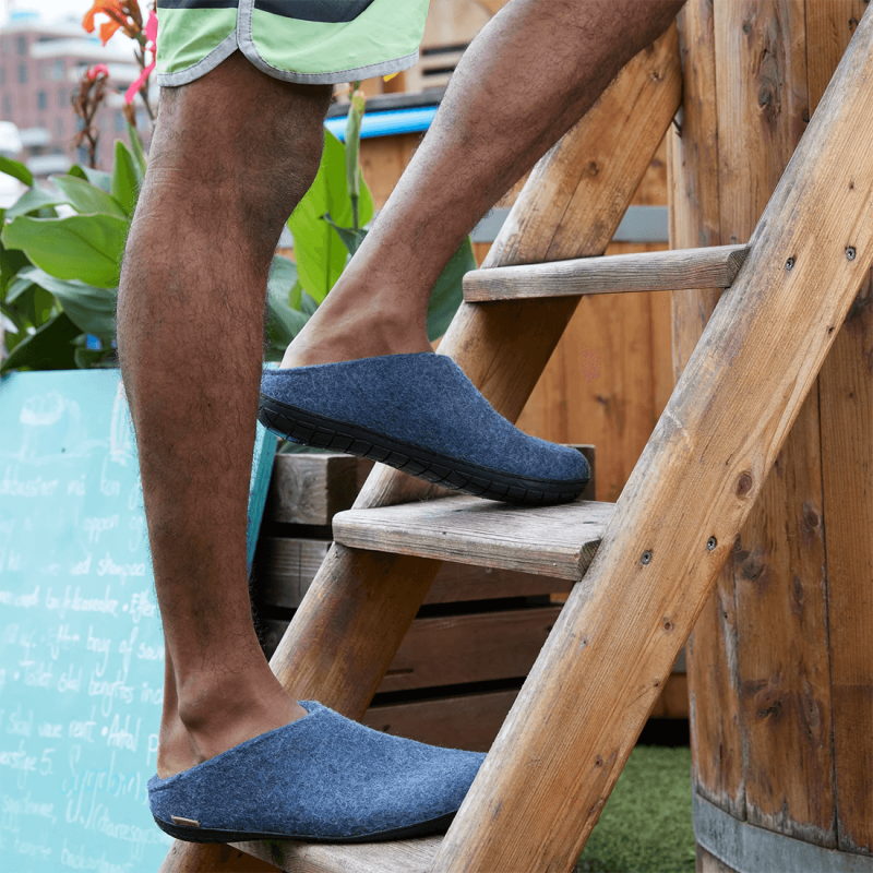 Chaussons Glerups, modèle Slip-On mixte en laine naturelle Denim
