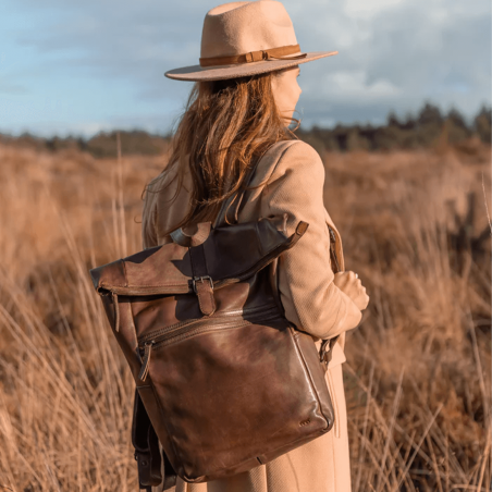 Sac à dos Bear, sac à dos tendance unisexe en cuir brun Sac à dos Bear, sac à dos tendance unisexe en cuir brun