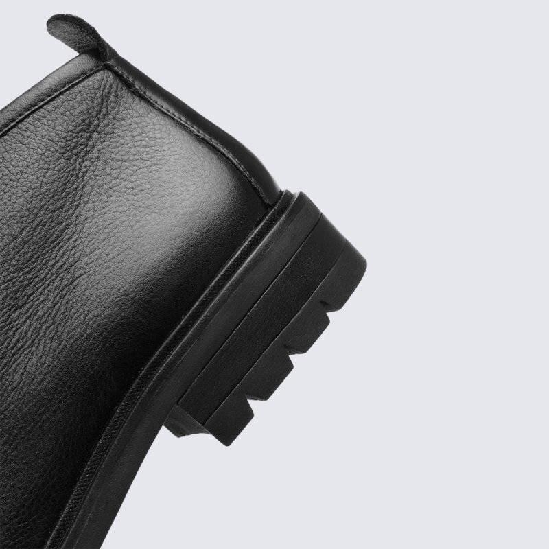 Mocassin Ara, mocassin chic et classe femme en cuir noir