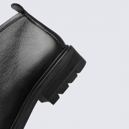 Mocassin Ara, mocassin chic et classe femme en cuir noir