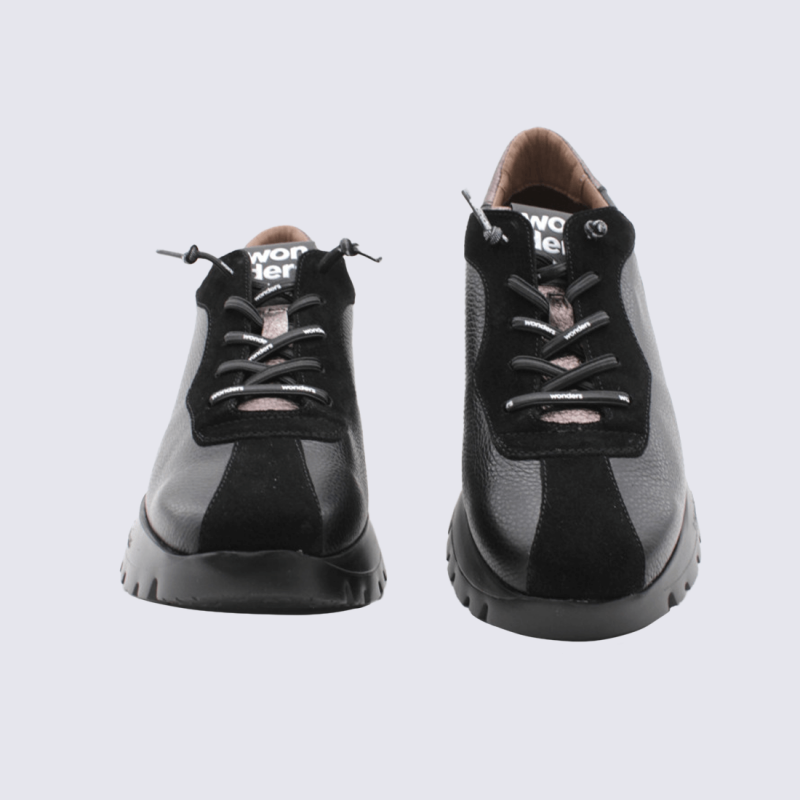 Baskets Wonders, Baskets plateforme femme en cuir noir à détails imprimés