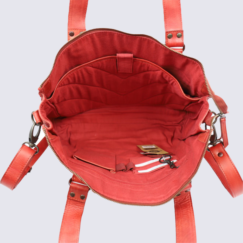 Sac bear, Sac élégant et chic femme en cuir rouge