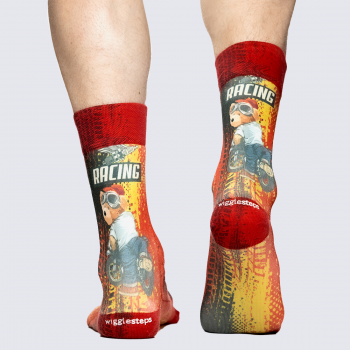 Chaussettes Wigglesteps, Chaussettes motif racing vintage mixte en coton bio rouge