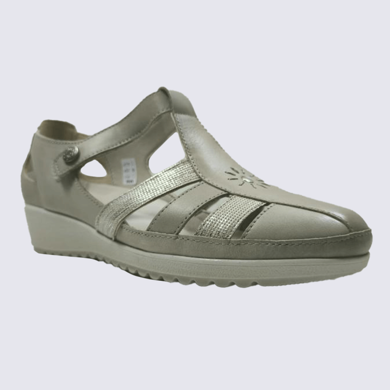 Chaussures ouverte Arima, chaussures confort et parfait pour l'ete femme en cuir beige