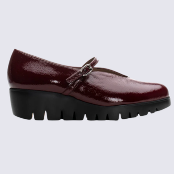 Chaussures Wonders, Chaussures compensées femme en cuir vernis vin