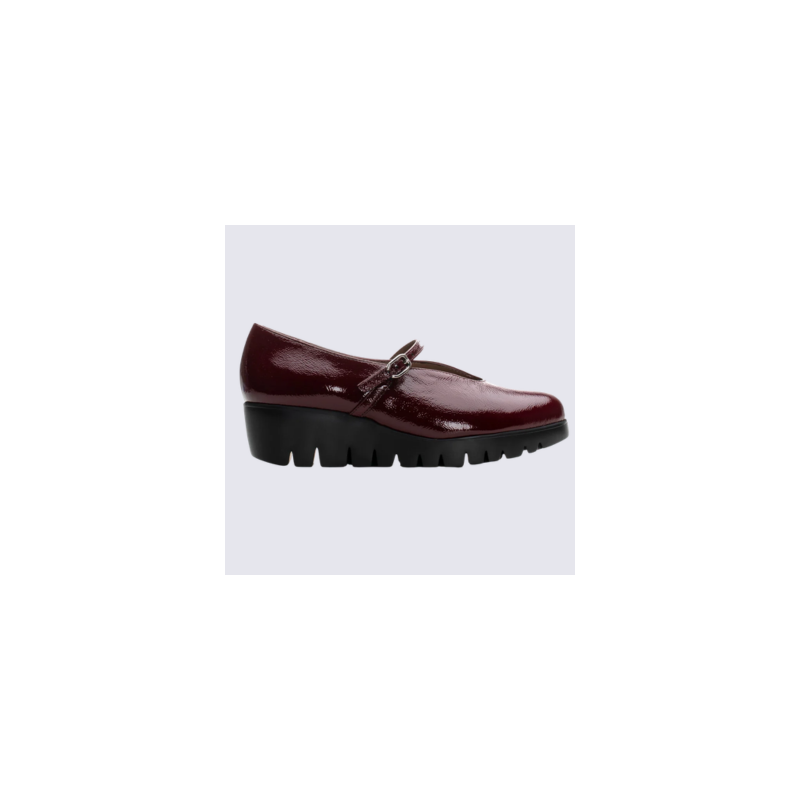 Chaussures Wonders, Chaussures compensées femme en cuir vernis vin