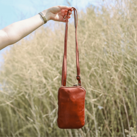 Sac à bandoulière Bear Design, sac de téléphone Camille unisexe en cuir cognac